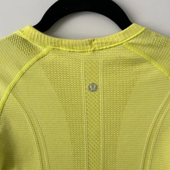Lululemon Swiftly Tech Long Sleeve Shirt Activewear Crew Grape Leaf Yellow 4 - Picture 5 of 7